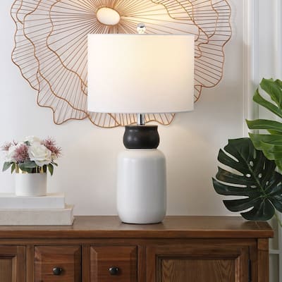 SAFAVIEH Lighting Ventrus 25" Table Lamp - 12"W x 14"D x 25"H