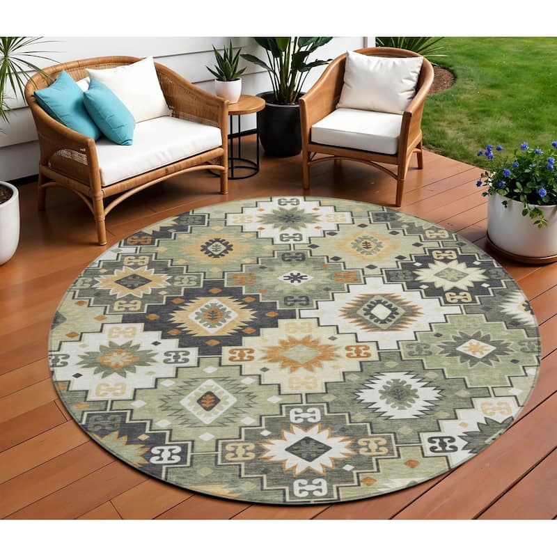 HomeRoots Southwestern Transitional Rectangle Outdoor Rug - 8' Round