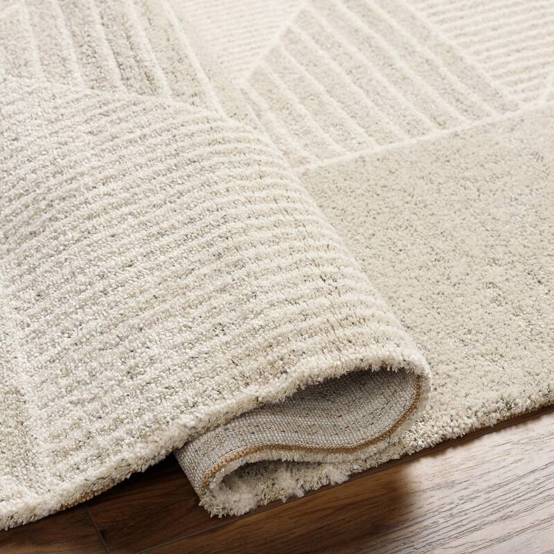 Wanda Modern & Contemporary Area Rug