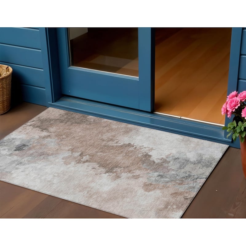 HomeRoots Abstract Transitional Rectangle Outdoor Rug - 3' x 5'