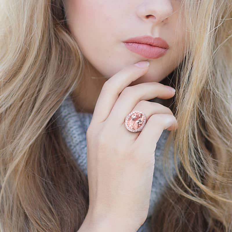 Miadora Signature Collection 14k Rose Gold Oval-Cut Morganite and 1 2/5ct TDW Diamond Halo Cocktail Ring (G-H, SI1-SI2)