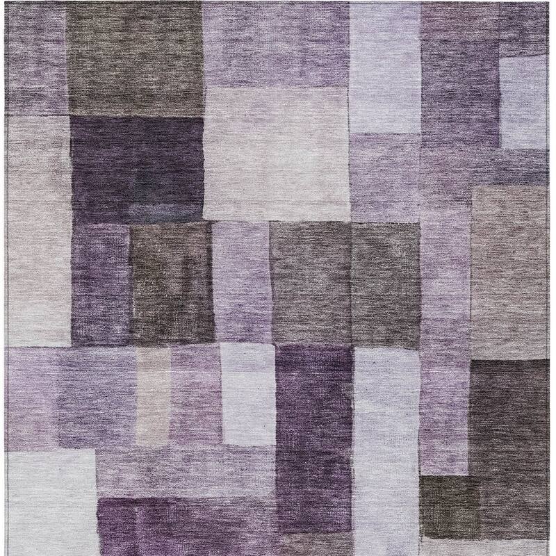 HomeRoots Geometric Transitional Rectangle Outdoor Rug
