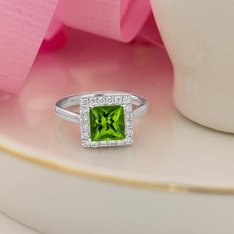 Auriya 1 3/4ct Princess-cut Green Peridot Halo Diamond Engagement Ring 1/3ctw 14k Gold