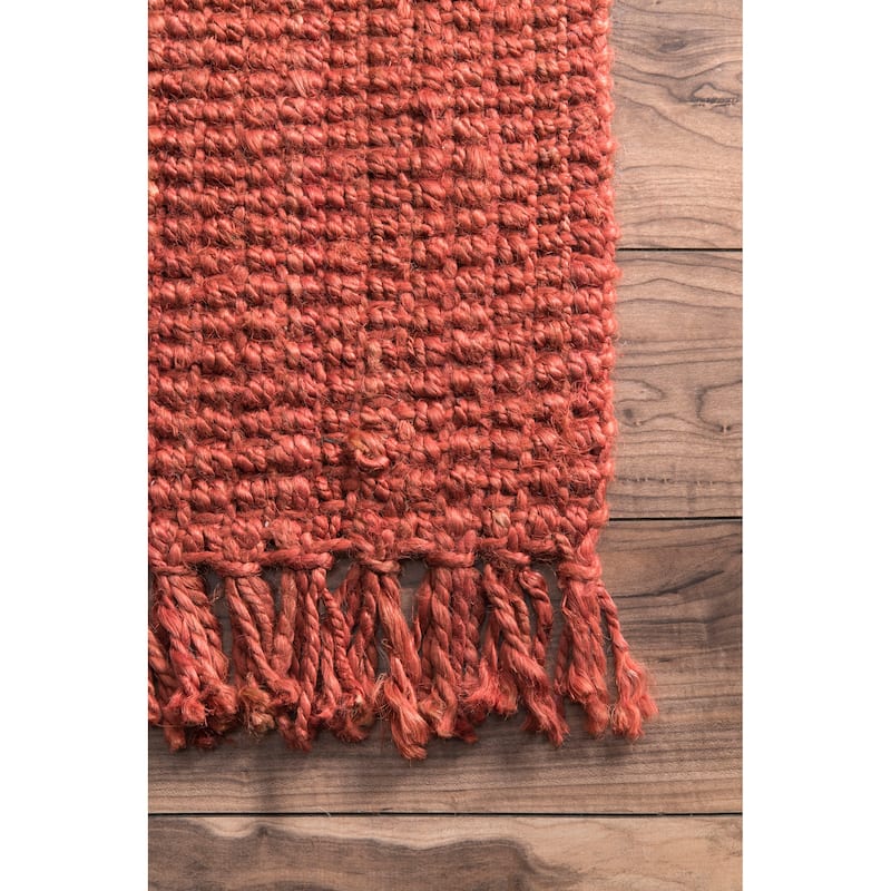 Nuloom Delilah Solid Chunky Jute Tassel Area Rug