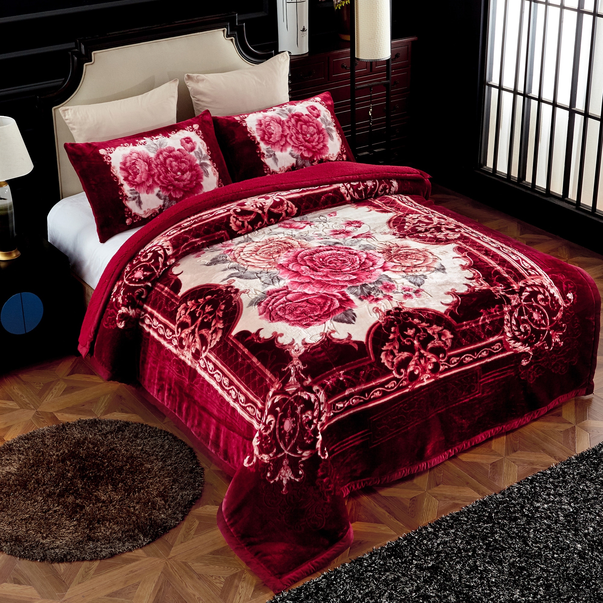 3 Piece Floral Embossed Sherpa Borrego Comforter Set Poney 80" x 91" 8lbs 