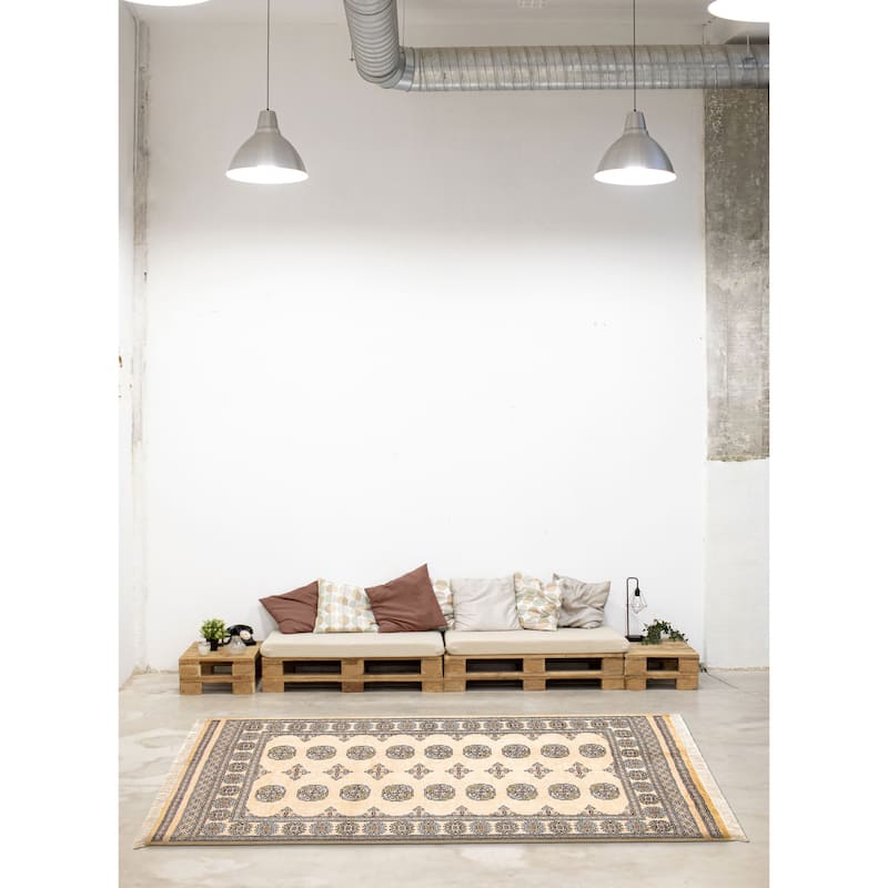 ECARPETGALLERY Hand-knotted Peshawar Bokhara Beige, Cream Wool Rug - 4'0 x 6'3