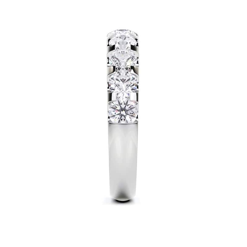 Vault Classics 1.50ct TW Natural Diamond Band (I VS2)