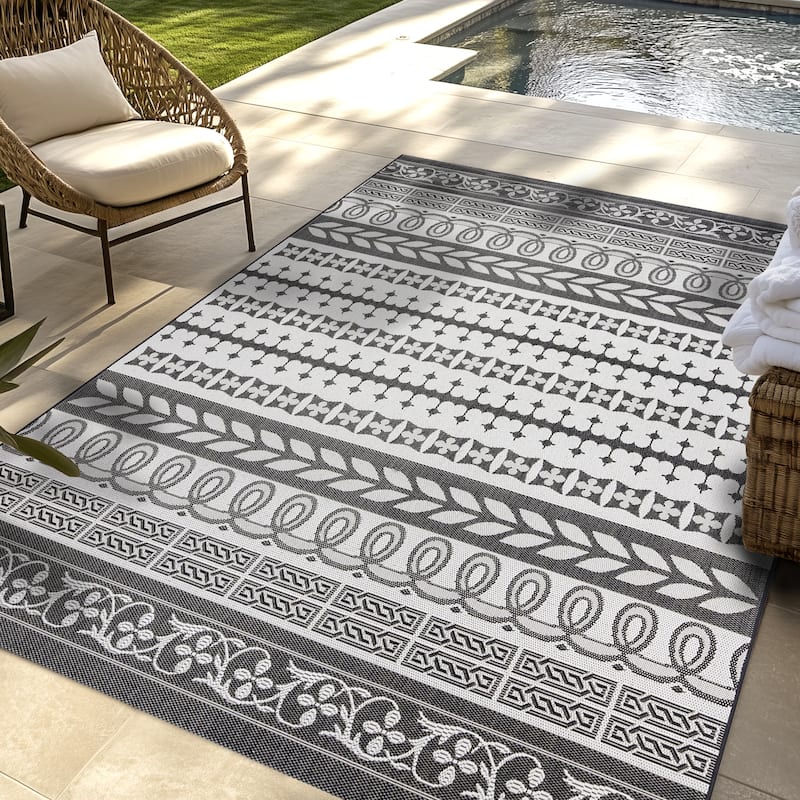Gertmenian Solterra Bohemian Moroccan Global Weather Resistant Polypropylene Flatweave Indoor/ Outdoor Area Rug Collection - 7'10"x10' - Ziri Black