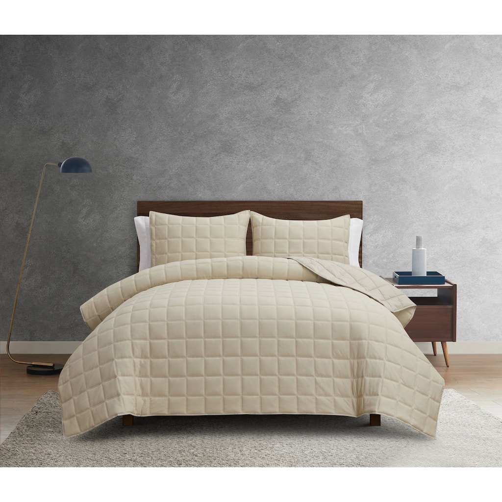 Clarice Cream Quilt Set