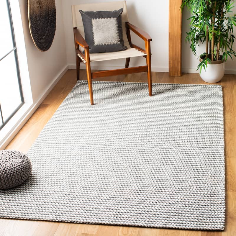 SAFAVIEH Marbella Liadain Wool Rug - 2'3" x 4' - Charcoal/Ivory