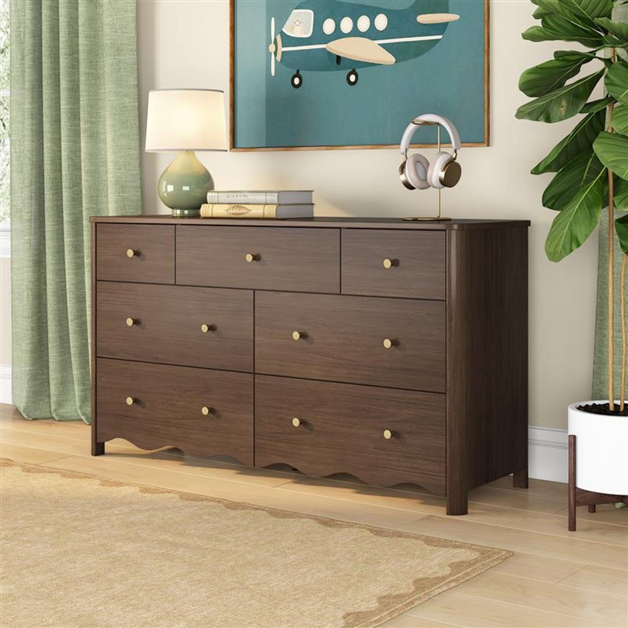 Sutton 7 Drawer Dresser