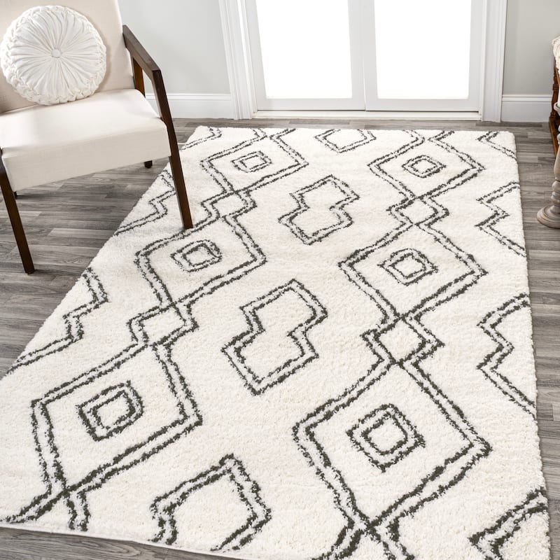 JONATHAN Y Alaro Moroccan Style Diamond Shag Area Rug