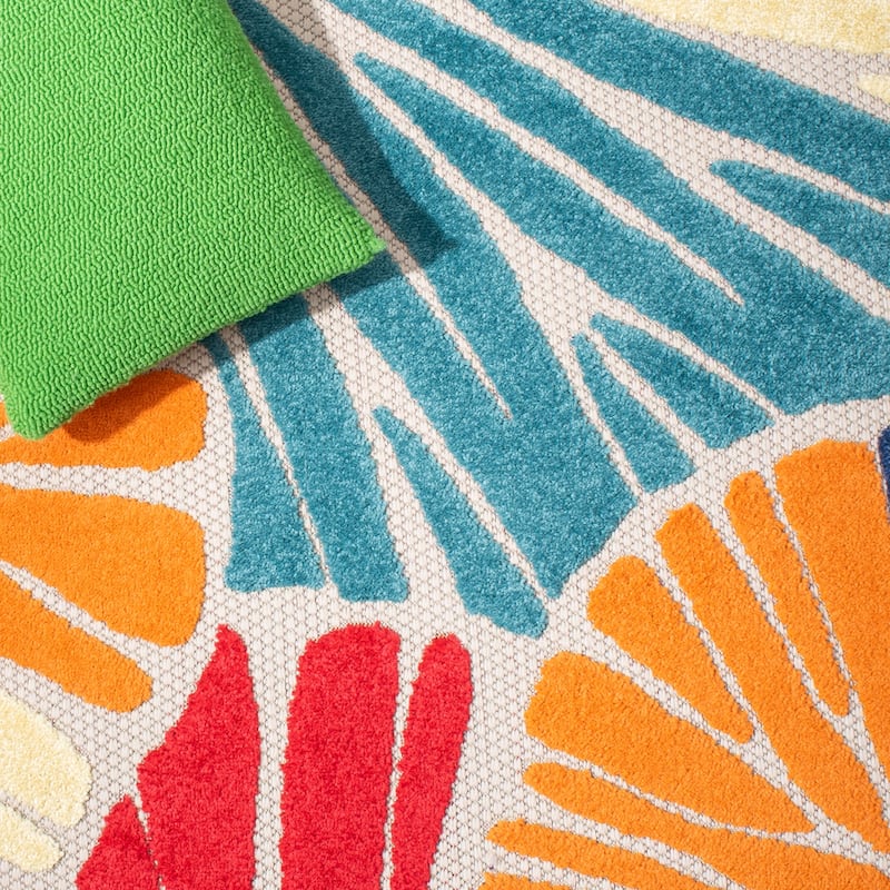 SAFAVIEH Cabana Eufrosina Indoor/ Outdoor Waterproof Patio Floral Rug