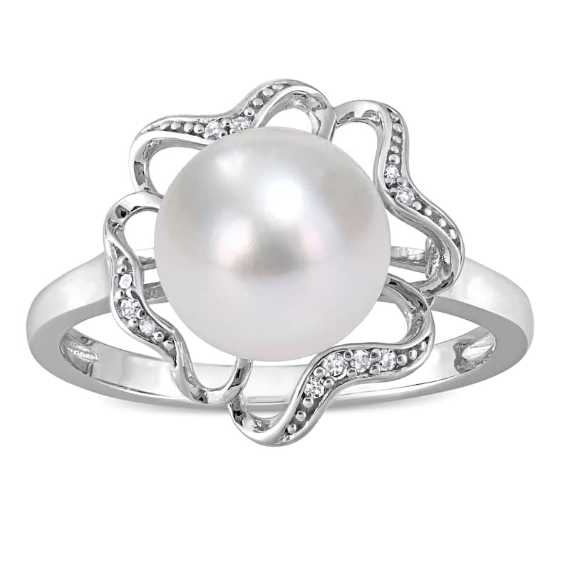 Miadora Sterling Silver Cultured Freshwater Pearl and Diamond Accent Floral Cocktail Ring (9-9.5 mm)