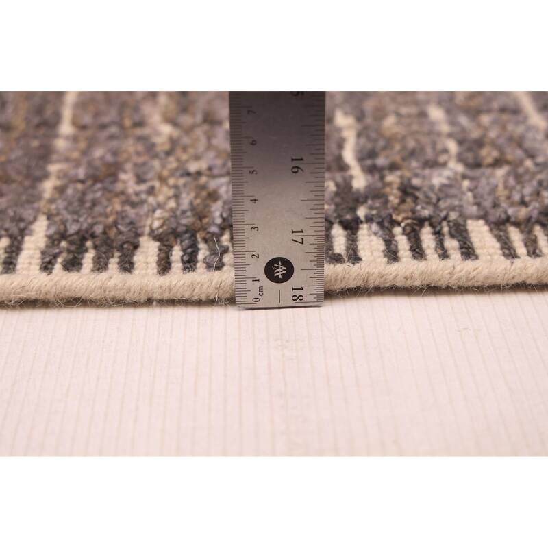 ECARPETGALLERY Hand Loomed Ananda Dark Grey Silk Rug - 8'6 x 11'6