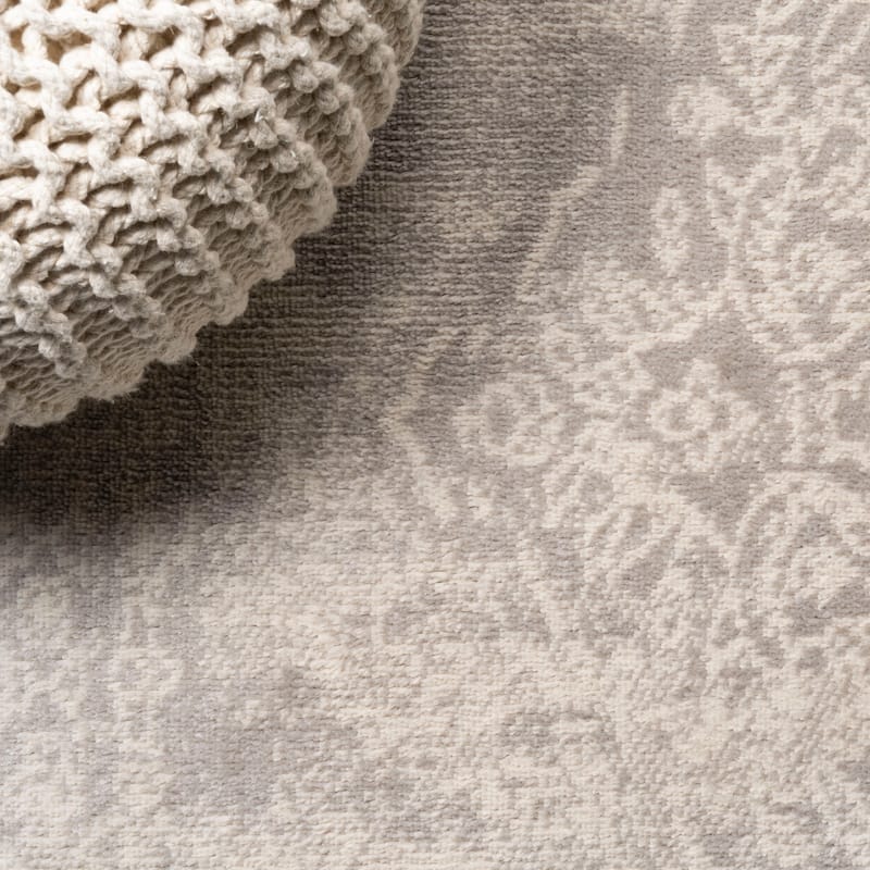 JONATHAN Y Rosalia Ornate Medallion Modern Area Rug