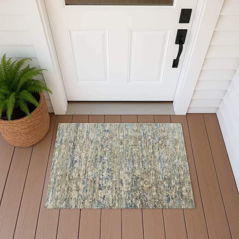 Machine Washable Indoor/ Outdoor Traditional Harmony Chantille Rug - Aloe - 1'8" x 2'6"