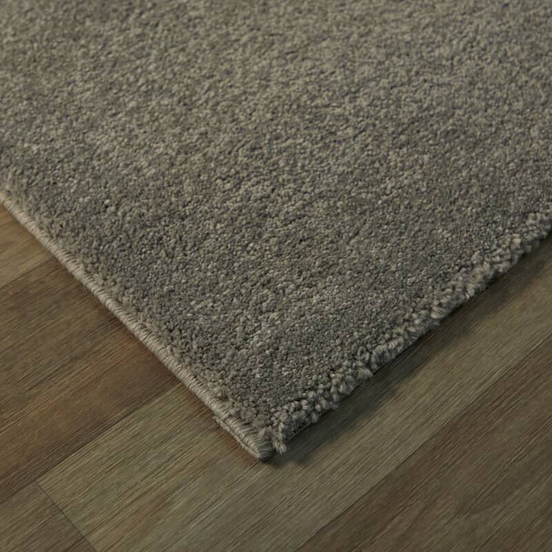 Porch & Den Morganfield Solid Color Area Rug