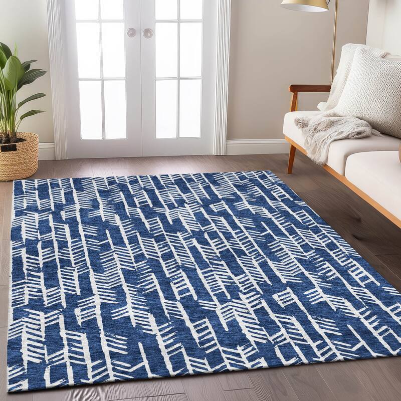 Machine Washable Indoor/ Outdoor Chantille Modern Arrows Rug
