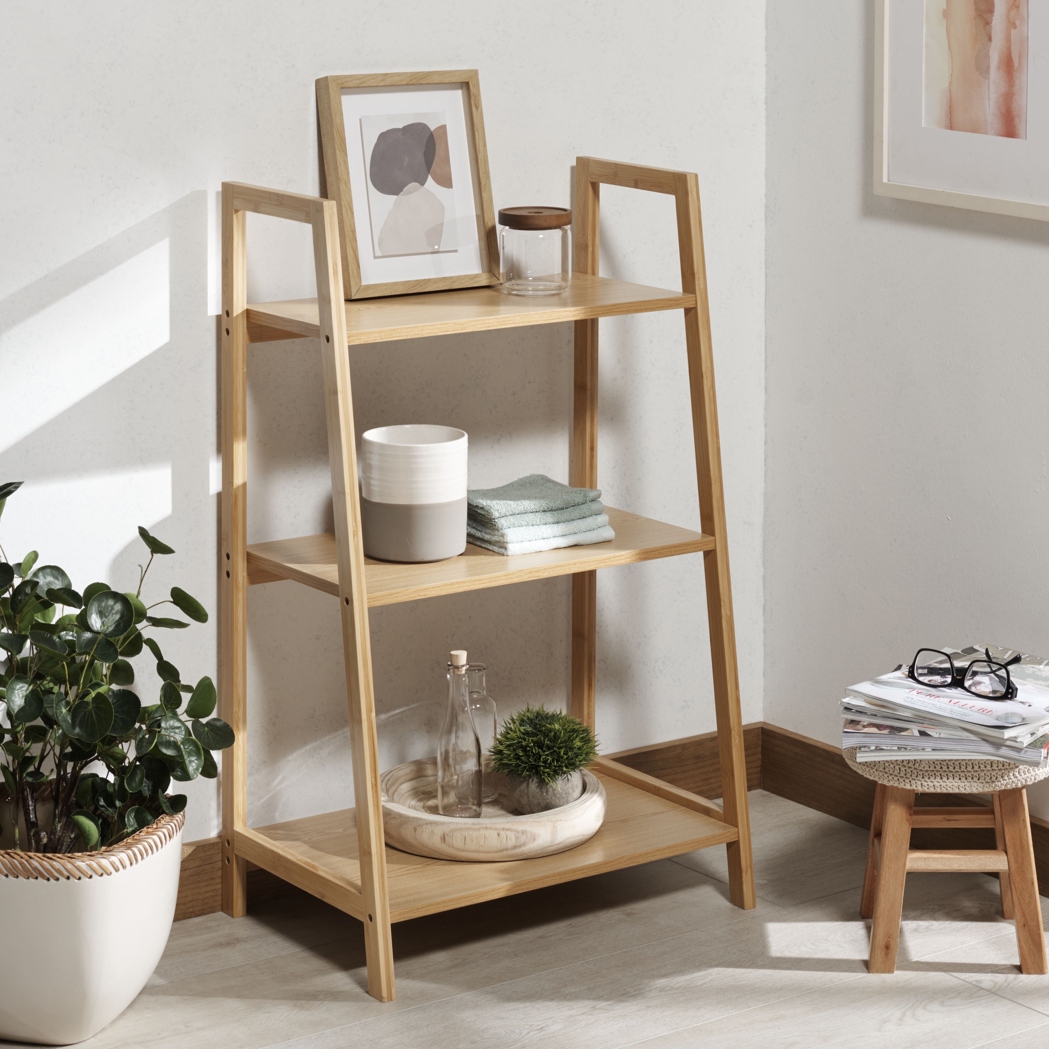 SAFAVIEH Home Collection Alucard 3 Tier Shelf - 21" W x 14" D x 35" H