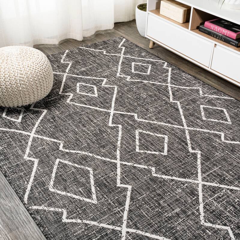 JONATHAN Y Derya Tribal Diamond Trellis Indoor/Outdoor Area Rug