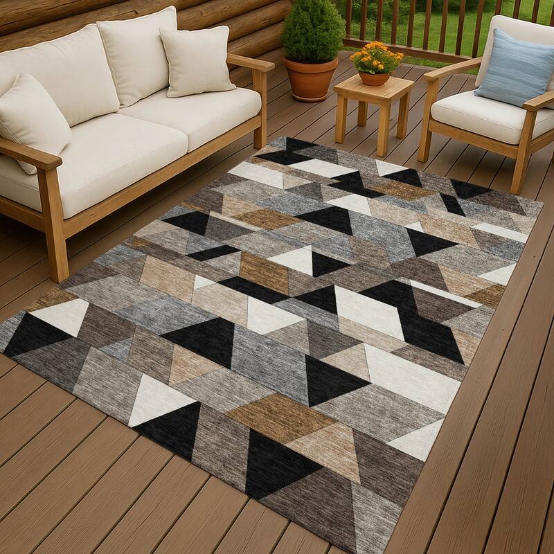 Machine Washable Indoor/ Outdoor Modern DeVaughn Chantille Rug