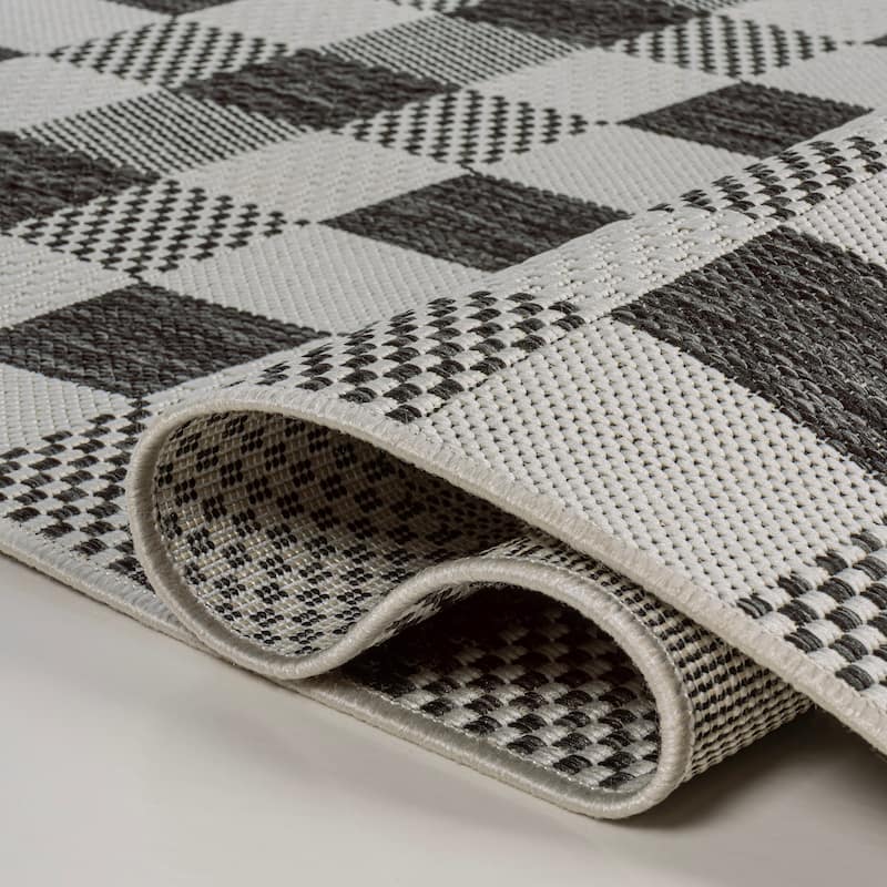 JONATHAN Y Biot Traditional Geometric Bold Gingham Black/Cream Indoor/Outdoor Area Rug