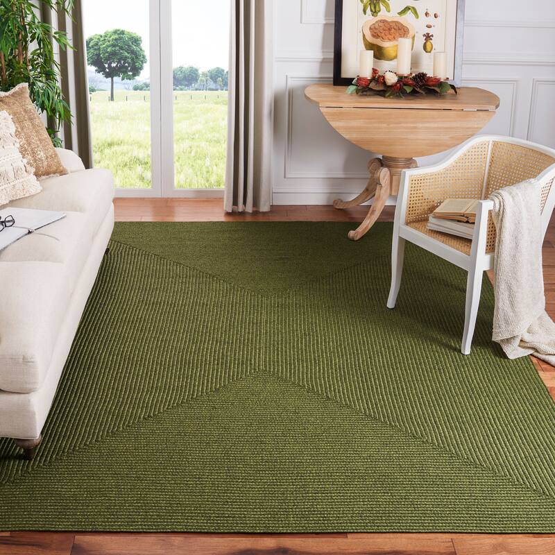 SAFAVIEH Handmade Braided Country Casual Lavada Rug - 10' x 14' - Green