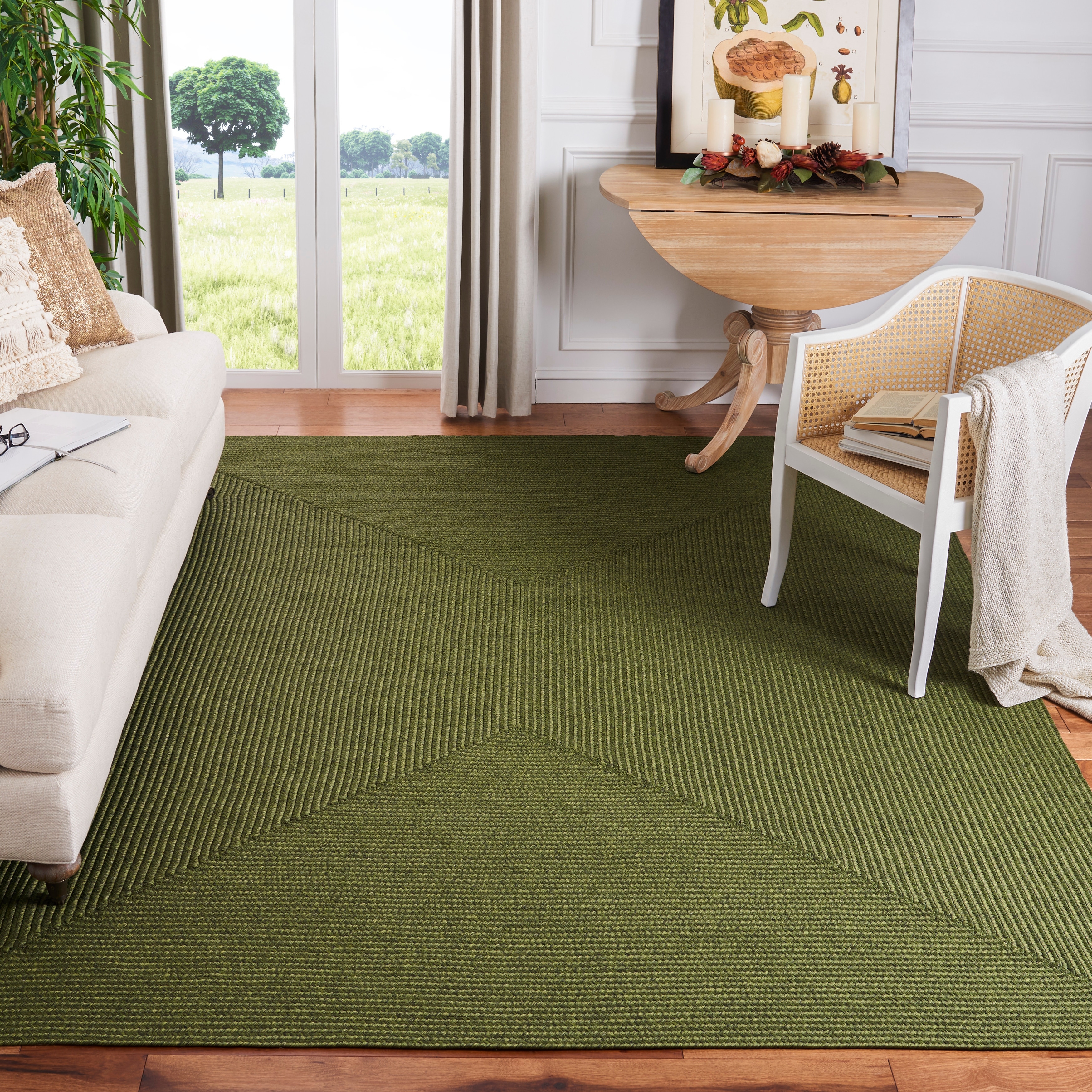 SAFAVIEH Handmade Braided Shabana Casual Lavada Rug