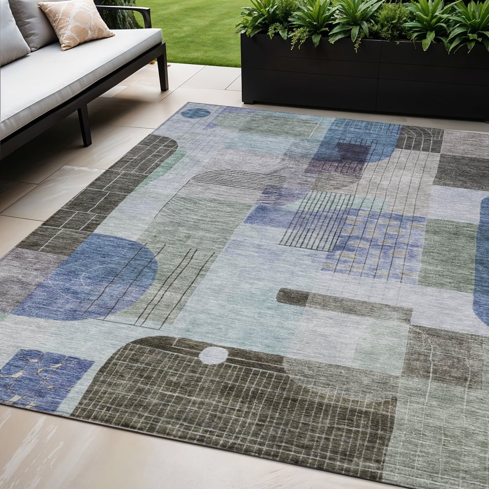 HomeRoots Abstract Transitional Rectangle Outdoor Rug