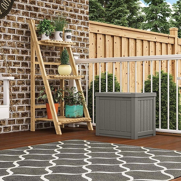 Suncast 22 gallon small resin patio hotsell storage deck box and seat