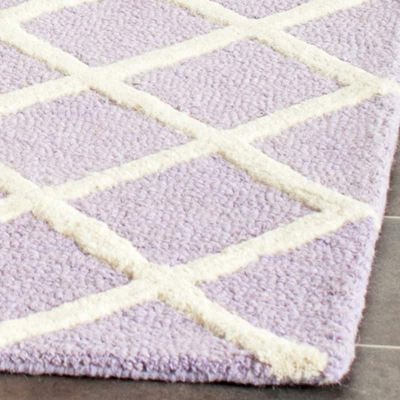 SAFAVIEH, Handmade Cambridge Siire Moroccan Trellis Wool Rug
