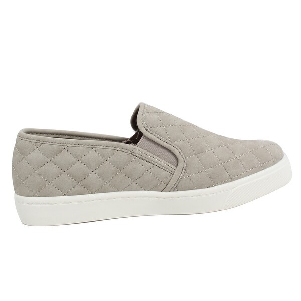 Soda Women's Round Toe Quilted Slip On 