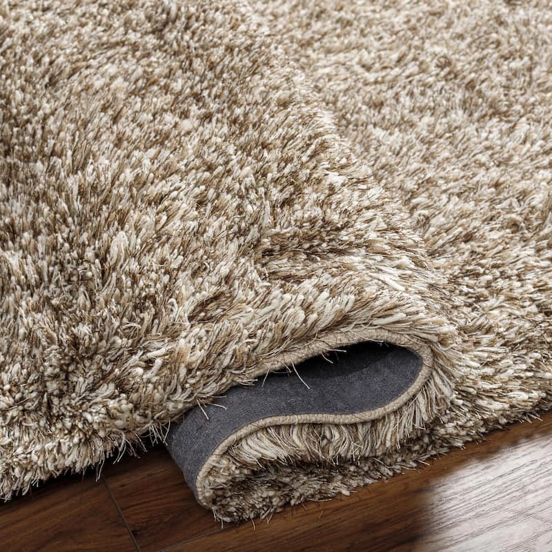 The Curated Nomad Baden Hand-woven Wool Soft Shag Area Rug