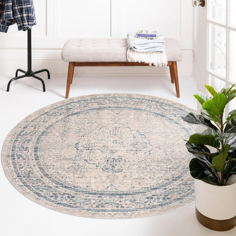 Traditional Falmouth Collection Area Rug