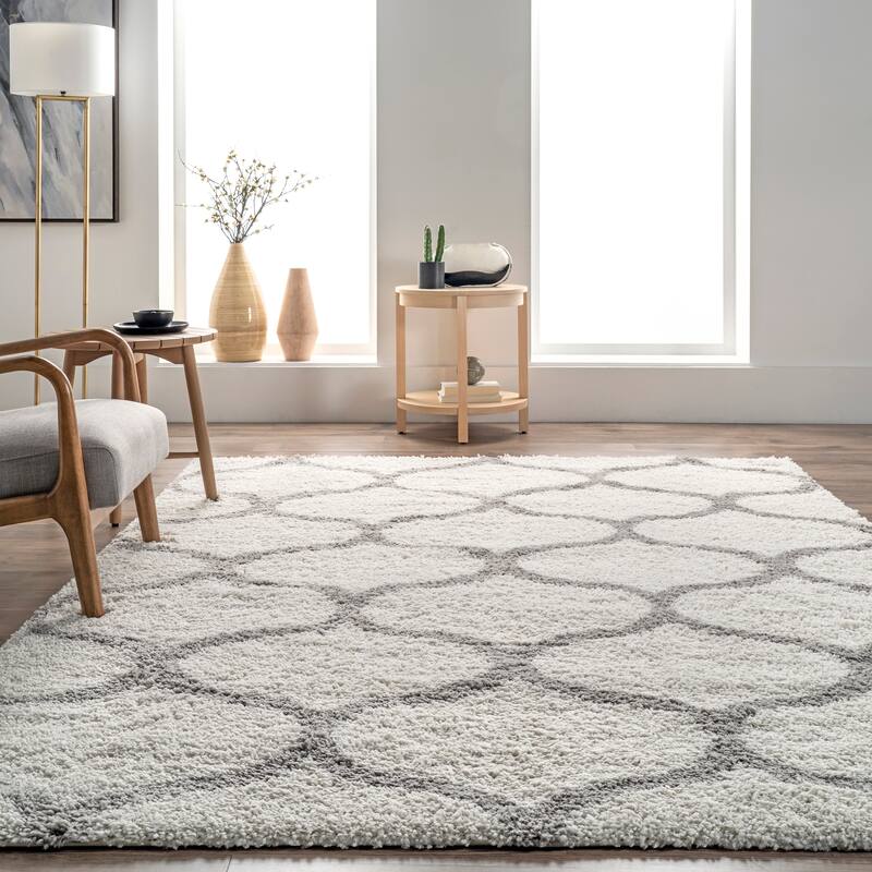 Nuloom Malika Soft & Cozy Trellis Shag Area Rug