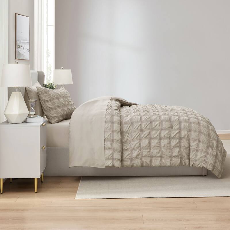 Empyrean Modern Comforter Seer Sucker