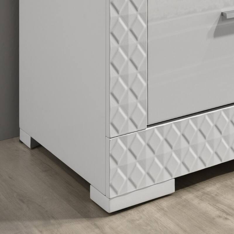 White 1pc Nightstand High Gloss Finish Chrome Bar Handle Bedside Table