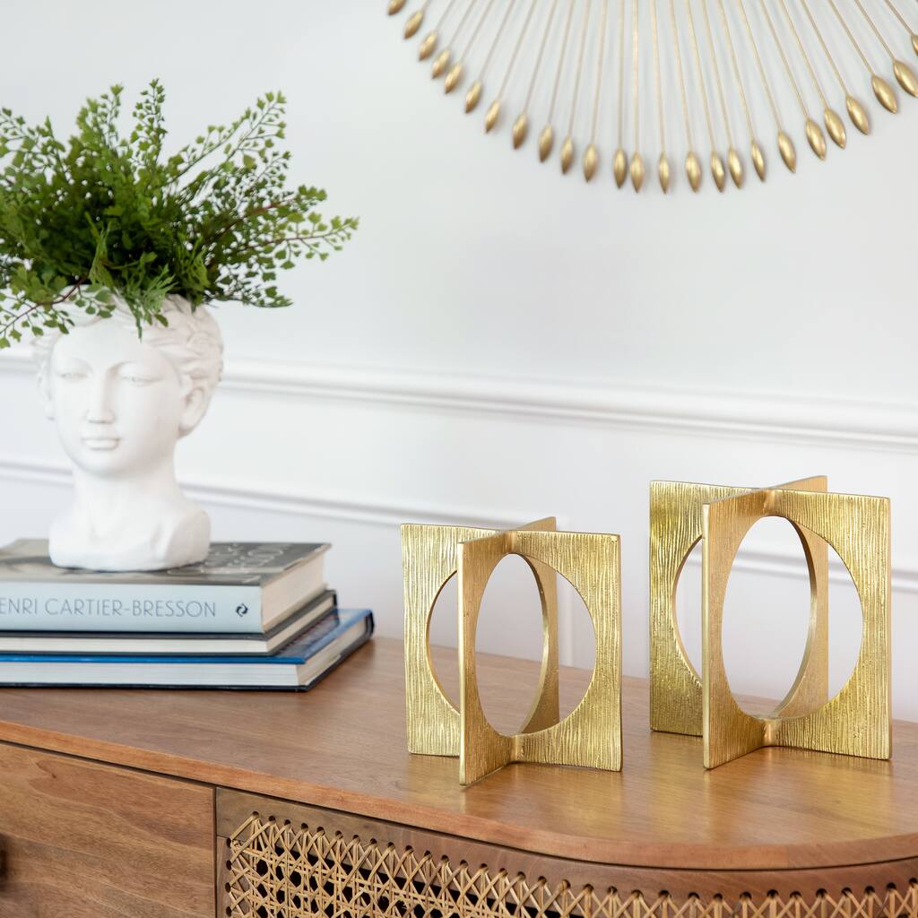 Metal 7" Linked Squares, Gold 7.0"H - 7.0" x 7.0" x 7.0"