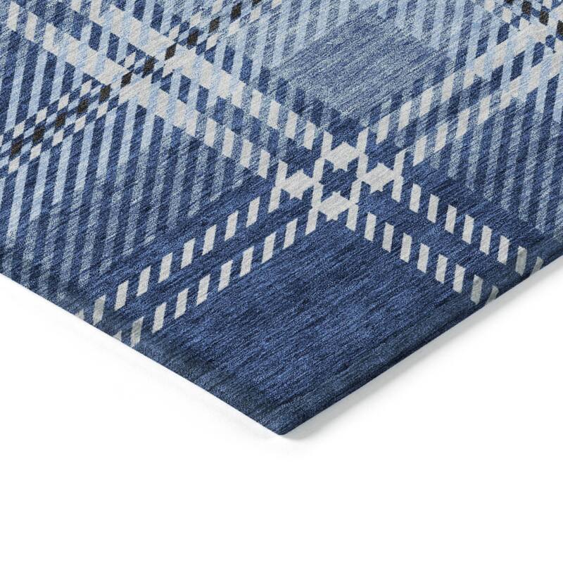 HomeRoots Plaid Transitional Rectangle Outdoor Rug