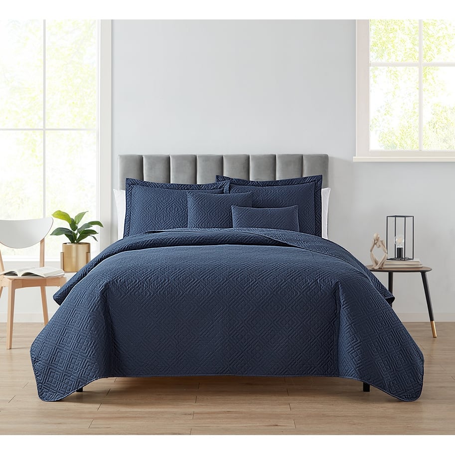 Empyrean Bedspread Quilt Set - Embossed Pinsonic Lightweight Coverlet Set