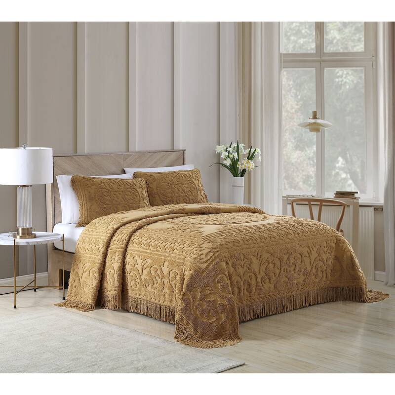 Medallion Chenille Bedspread. - Gold - King