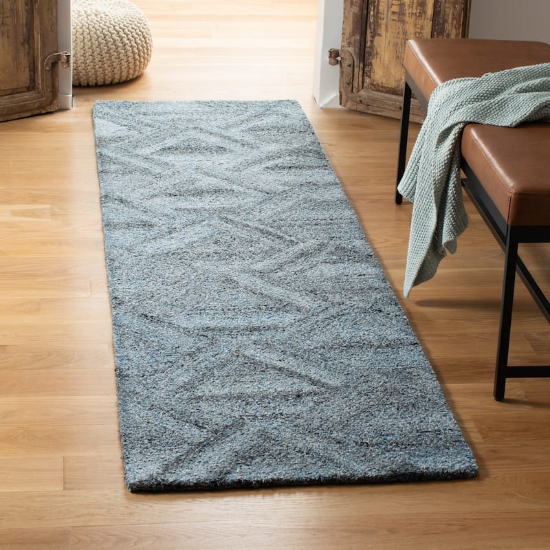 SAFAVIEH Handmade Abstract Gulshara Modern Wool Rug - 2'3" x 8' Runner - Blue/Black