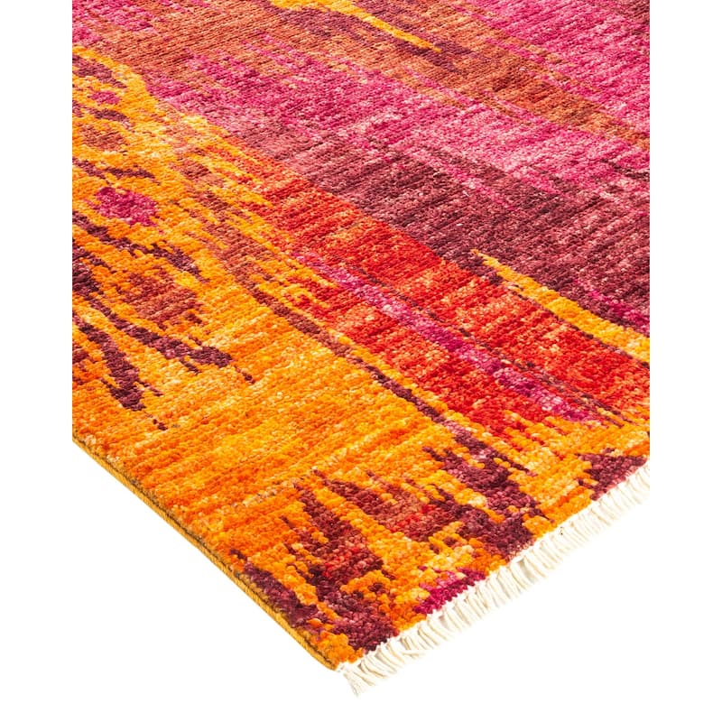 Overton Hand Knotted Wool Vintage Inspired Modern Contemporary Modern Red Area Rug - 4' 0" x 6' 4"