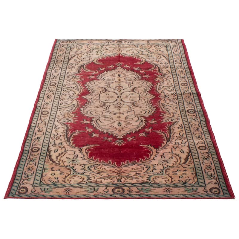 ECARPETGALLERY Hand-knotted Melis Vintage Red Wool Rug - 5'4 x 8'9