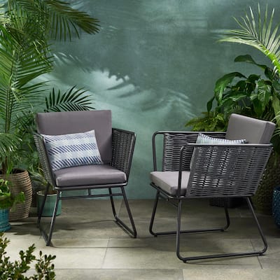 Stylish and Comfortable Outdoor Chair