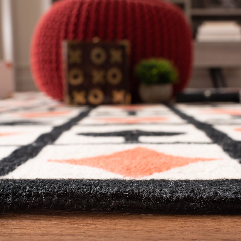 SAFAVIEH Handmade Chelsea Katherin French Country Wool Rug - 1'8" x 2'6" - Ivory - Rectangle