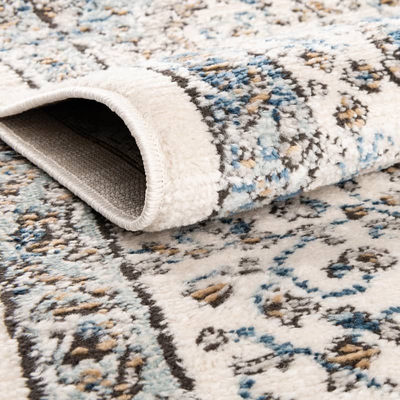Traditional Jeopok Collection Area Rug