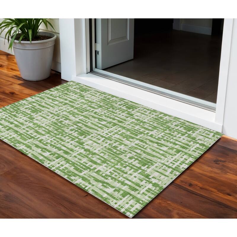 HomeRoots Abstract Transitional Rectangle Outdoor Rug - 3' x 5'