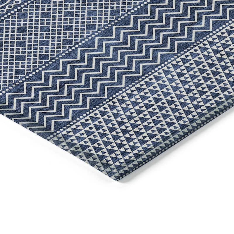HomeRoots Chevron Modern Rectangle Outdoor Rug